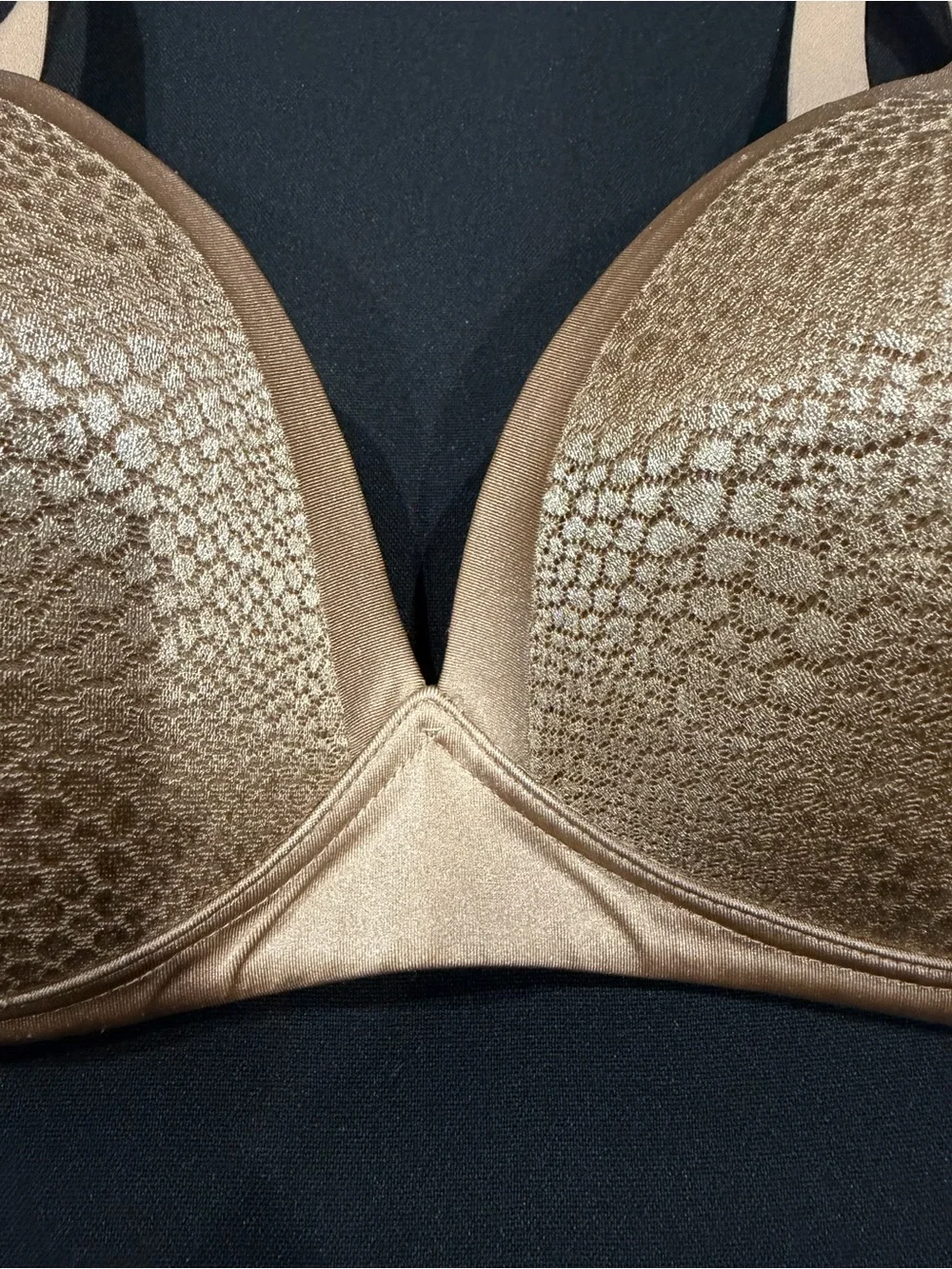 Warner's Metallic Tan Smooth Molded Bra #W4013 40B